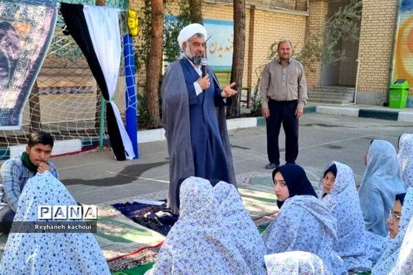 اجرای طرح نماز جماعت در دبیرستان دخترانه عدالت شهر جوادآباد