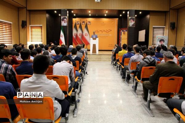 آیین بزرگداشت هفته پیوند اولیا و مربیان در سمنان