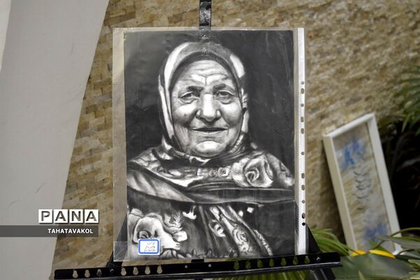 تجلیل  از دانش‌آموزان برتر شهرستان‌پردیس در چهل و یکمین جشنواره فرهنگی هنری فردا در اردوگاه شهید منتظری شهریار