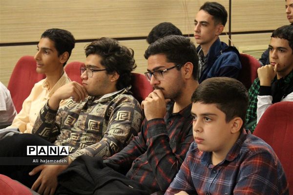 آیین اختتامیه و تقدیر از پسران برگزیده جشنوار‌ه‌های فرهنگی، هنری و قرآنی شهرستان‌های استان تهران