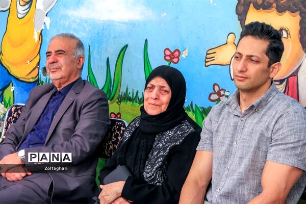 کلنگ زنی مدرسه خیرساز یاران خمینی منطقه ۱۳