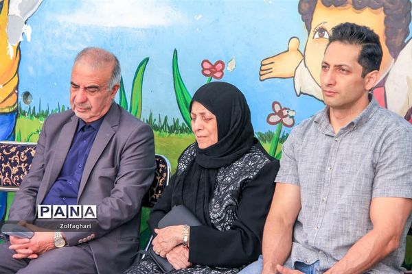 کلنگ زنی مدرسه خیرساز یاران خمینی منطقه ۱۳