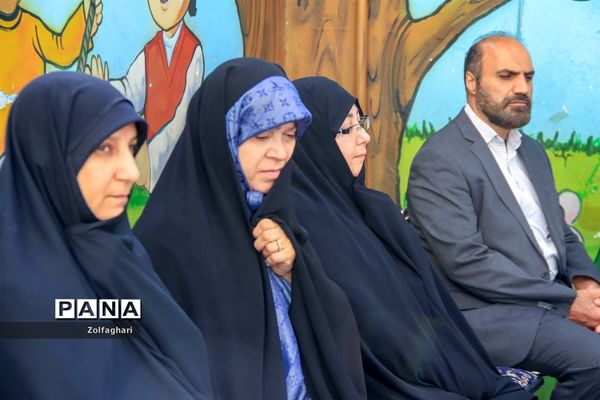 کلنگ زنی مدرسه خیرساز یاران خمینی منطقه ۱۳