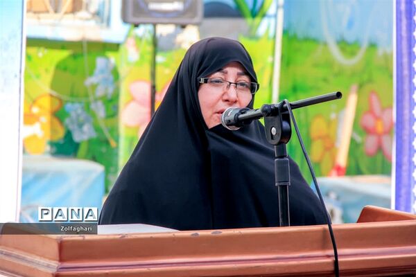 کلنگ زنی مدرسه خیرساز یاران خمینی منطقه ۱۳