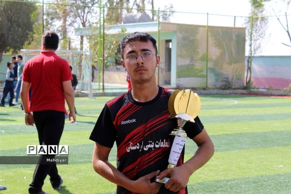 برگزاری مسابقه فوتبال بین مدارس شهر جوادآباد