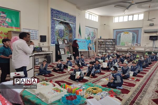 برگزاری جشن قرآن در دبستان شاهد امام کاظم (ع)