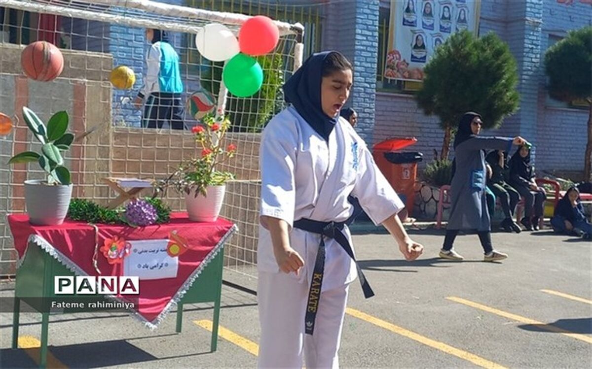 کسب مقام دوم کشوری رشته سوکیوکشین توسط دانش‌آموز رودهن/فیلم
