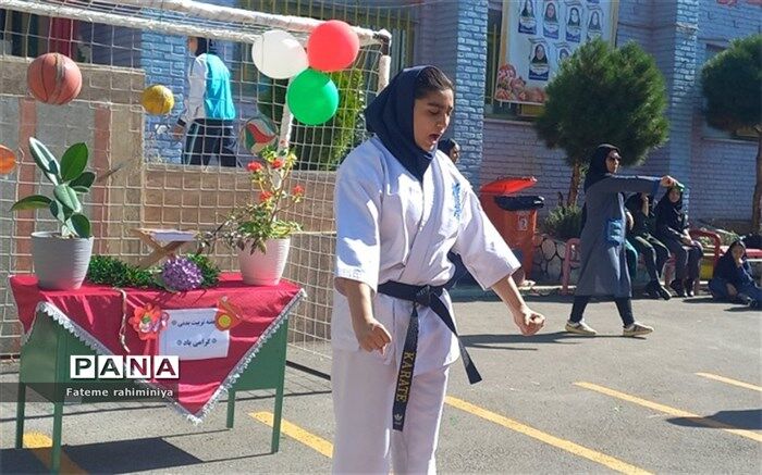 کسب مقام دوم کشوری رشته سوکیوکشین توسط دانش‌آموز رودهن/فیلم