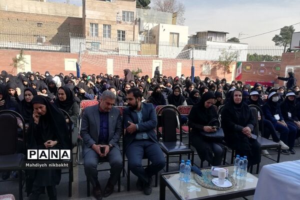 آغاز طرح آهن‌یاری در دبیرستان بانو عفت‌آهنگری ناحیه‌یک شهرری