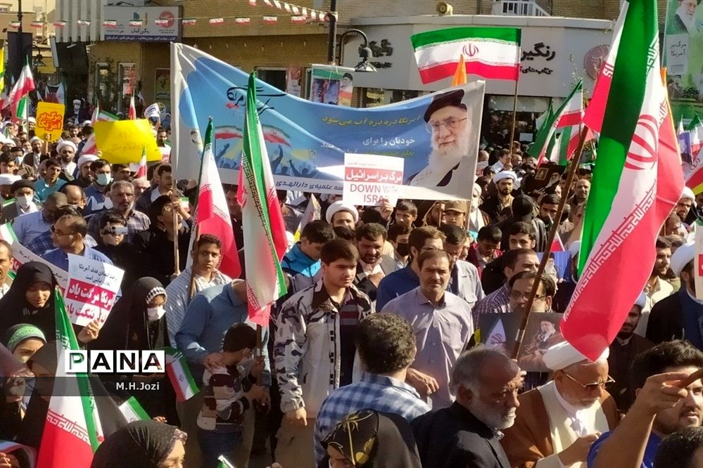 مدارس غیردولتی باید جریان‌ساز حرکت‌های انقلابی باشند