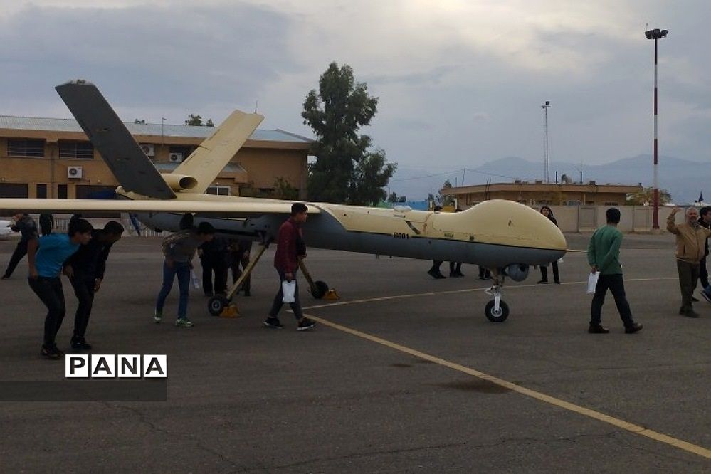 اردوی دانش‌آموزان منتخب ری 2 در نمایشگاه هوا و فضا