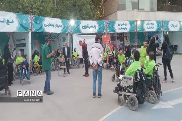 همایش بزرگ ویلچررانی به‌مناسبت هفته تربیت‌بدنی