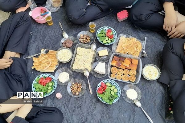 اردوی درون‌ مدرسه‌ای با موضوع سفره سلامت در مدارس شهریار