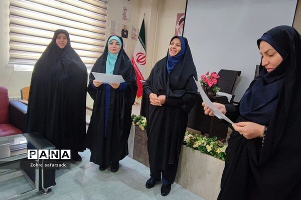 مراسم تقدیر از فعالان تربیتی و پرورشی در آموزش و پرورش رودهن