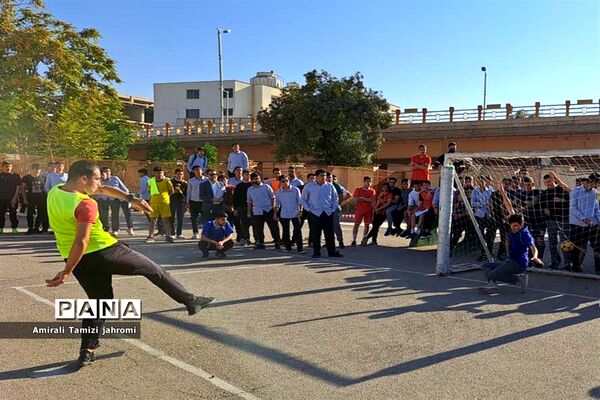 افتتاحیه المپیاد ورزشی در دبیرستان پسرانه معارف ۴ ناحیه ۳ شیراز