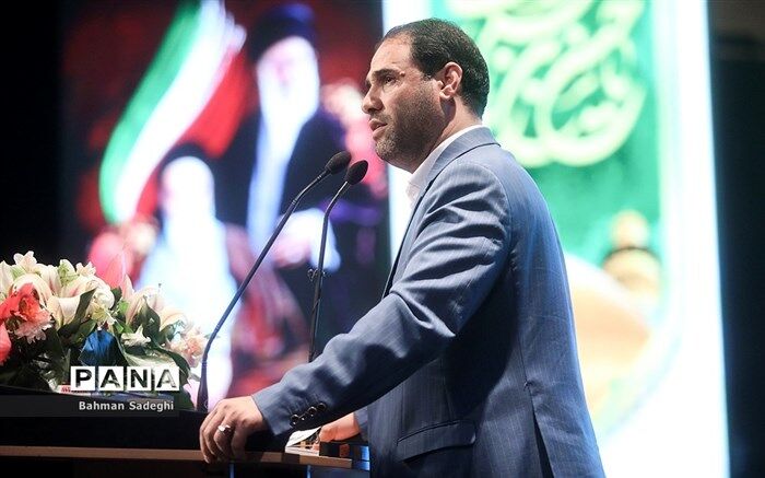 قیمتی‌ترین‌ گوهرهای ‌دانشگاه‌ها معلم شده‌اند