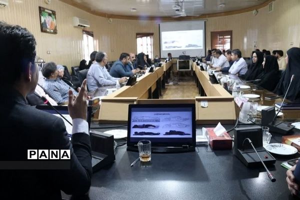 دوره آموزشی حرکت اصلاحی ویژه کارکنان اداری آموزش و پرورش شهرستان مهریز