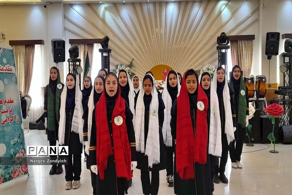 برگزاری مراسم گرامیداشت هفته تربیت‌بدنی با حضور مربیان تربیت‌بدنی مدارس شهرستان ملارد