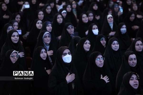 همایش طلیعه‌داران تعلیم و تربیت