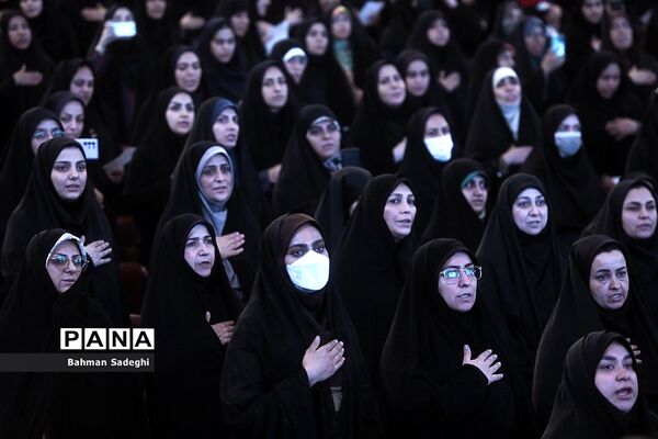 همایش طلیعه‌داران تعلیم و تربیت