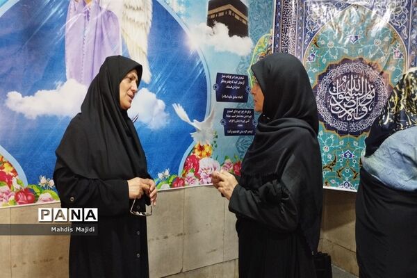برگزاری حلقه صالحین دانش‌آموزی در دبیرستان حجاب ملارد