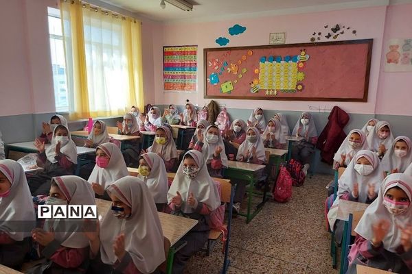 جشن‌ میلاد امام حسن عسکری(ع) در مدارس رودهن