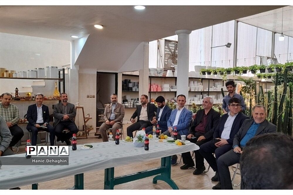 کارگاه مهارتی مشاوران مدرسه در پاکدشت