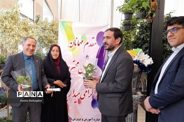 کارگاه مهارتی مشاوران مدرسه در پاکدشت