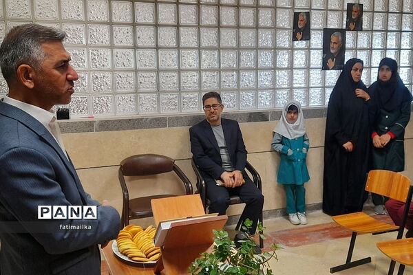 جشن میلاد امام حسن عسکری( ع) در دبیرستان دخترانه شهید سردار سلیمانی شهرستان فیروزکوه