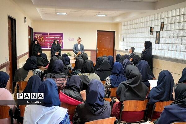 جشن میلاد امام حسن عسکری( ع) در دبیرستان دخترانه شهید سردار سلیمانی شهرستان فیروزکوه