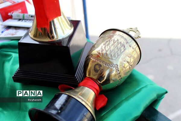 مسابقات ورزشی به‌مناسبت گرامیداشت هفته تربیت‌بدنی در آموزشگاه عدالت شهر جوادآباد