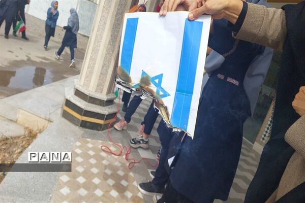 حمایت دانش‌آموزان دبیرستان حضرت خدیجه از جبهه مقاومت و محکومیت رژیم صهیونیستی