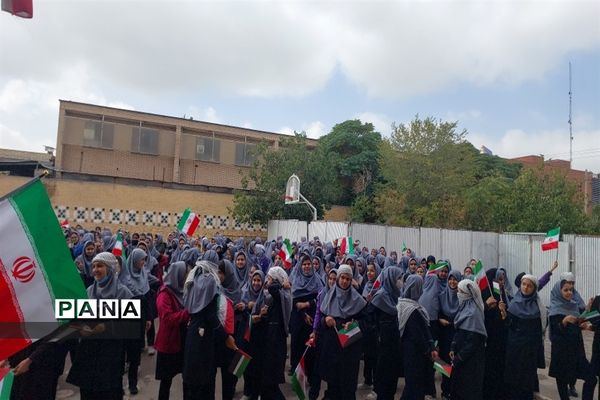 حمایت دانش‌آموزان دبیرستان حضرت خدیجه از جبهه مقاومت و محکومیت رژیم صهیونیستی