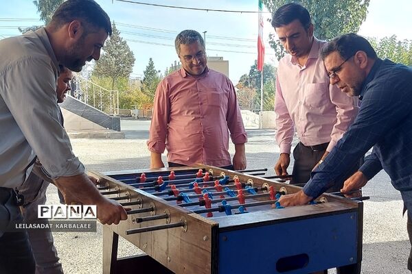 مسابقات ورزشی کارکنان اداری آموزش و پرورش کهریزک