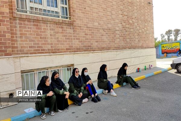 برگزاری المپیاد‌های ورزشی به‌مناسبت هفته تربیت‌بدنی در مدرسه شهدای اقتدار ملارد