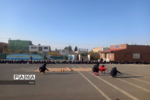 گرامیداشت هفته تربیت‌بدنی در دبیرستان الزهرا(س) و فرهنگ مرحوم فخرایی