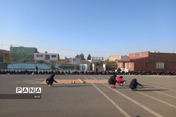 گرامیداشت هفته تربیت‌بدنی در دبیرستان الزهرا(س) و فرهنگ مرحوم فخرایی