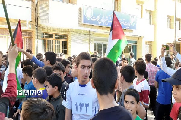 برگزاری مسابقات دو و میدانی ویژه دانش‌آموزان پسر مقطع متوسطه اول شهرستان کلات