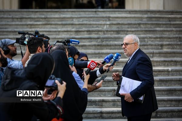 در حاشیه جلسه هیات دولت