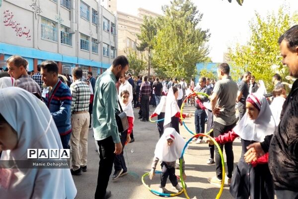 اردوی درون مدرسه‌ای پدر و دختری در مدرسه بنت‌الهدی پاکدشت