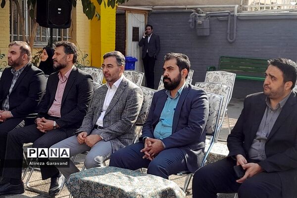 برگزاری انتخابات «شهردار مدرسه» در دبیرستان خبره‌فرشچی ناحیه‌یک شهرری