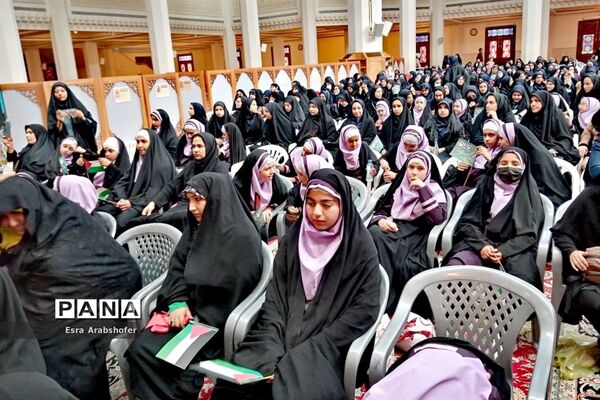 اولین سالگرد شهدای دانش‌آموز حادثه تروریستی حرم مطهر شاهچراغ(ع)