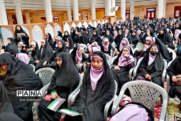 اولین سالگرد شهدای دانش‌آموز حادثه تروریستی حرم مطهر شاهچراغ(ع)