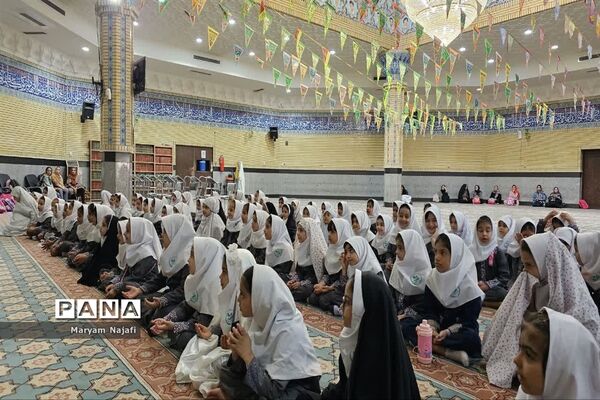 مراسم پیوند مدرسه و مسجد دبستان حاجیه خانم نوری ملارد