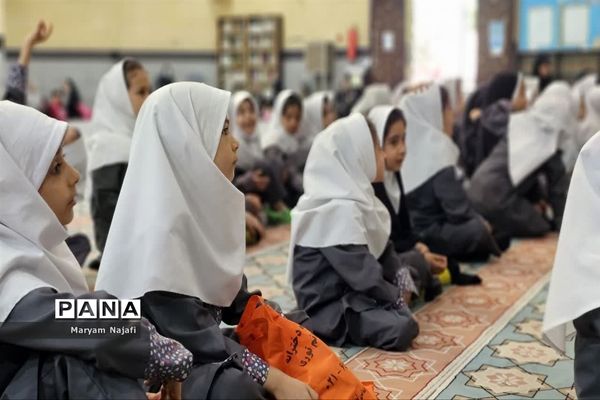 مراسم پیوند مدرسه و مسجد دبستان حاجیه خانم نوری ملارد