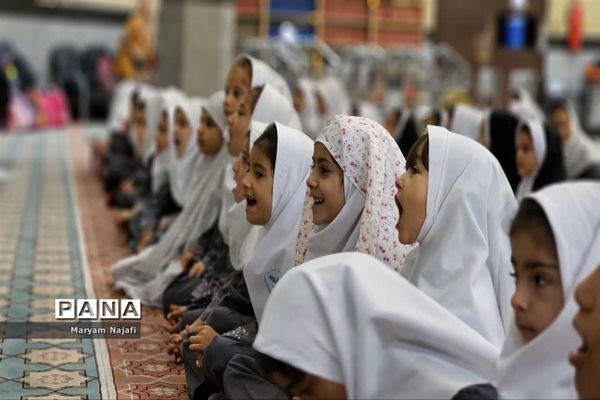 مراسم پیوند مدرسه و مسجد دبستان حاجیه خانم نوری ملارد