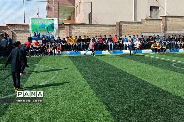 افتتاحیه المپیاد ورزشی در دبیرستان استعدادهای درخشان شهید بهشتی