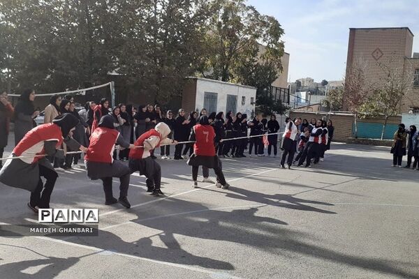 برگزاری سراسری المپیاد ورزشی در تمامی مدارس دخترانه شهرستان‌پردیس