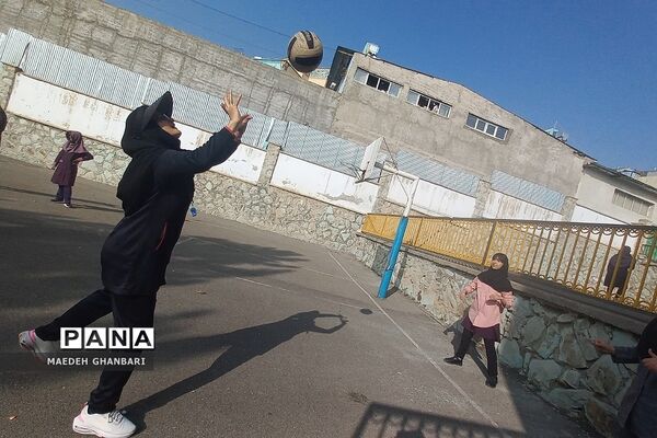 برگزاری سراسری المپیاد ورزشی در تمامی مدارس دخترانه شهرستان‌پردیس