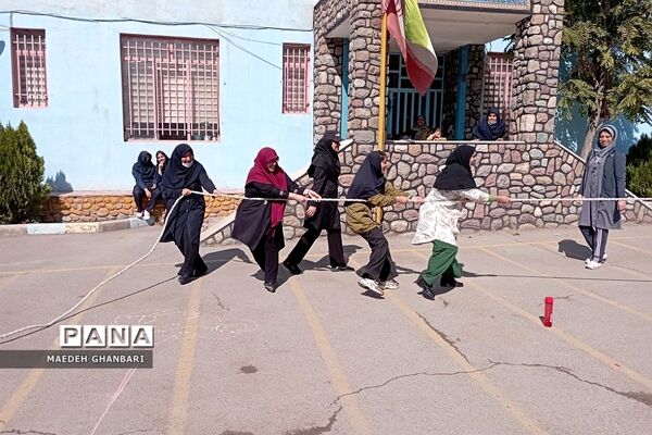 برگزاری سراسری المپیاد ورزشی در تمامی مدارس دخترانه شهرستان‌پردیس